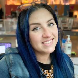 Meet your Posher, Claire